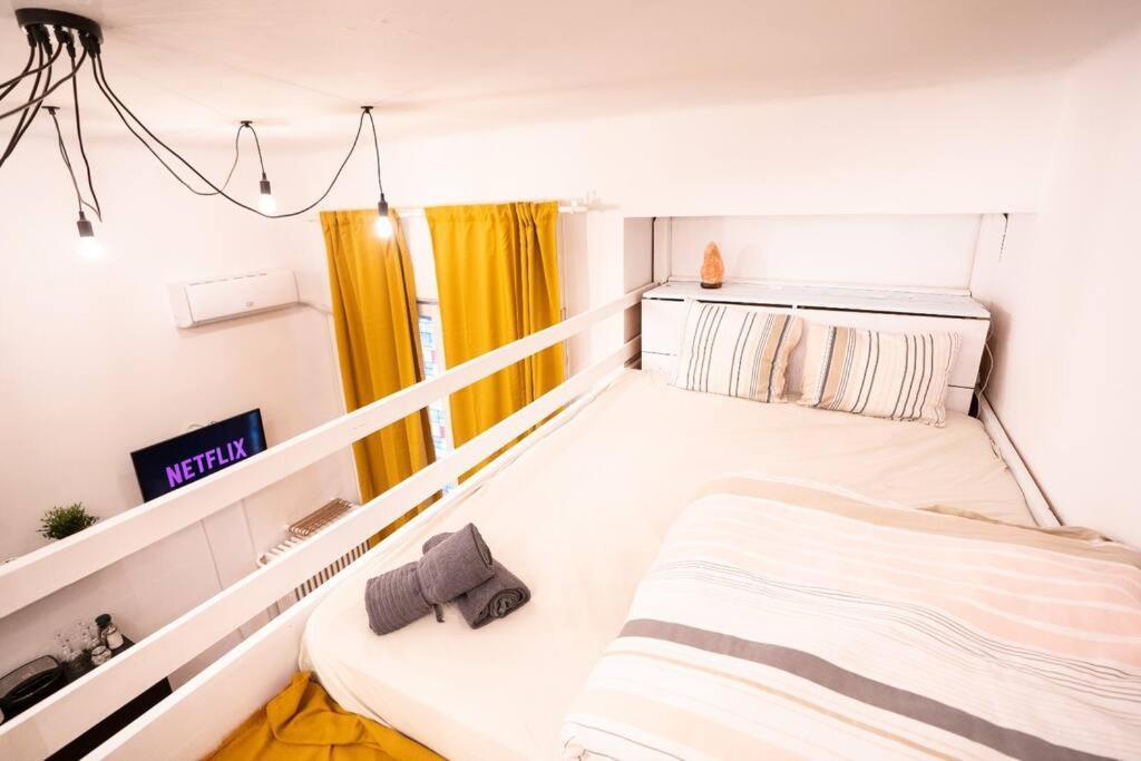 Cozy Studio Near Cismigiu Park Appartamento Bucarest Esterno foto