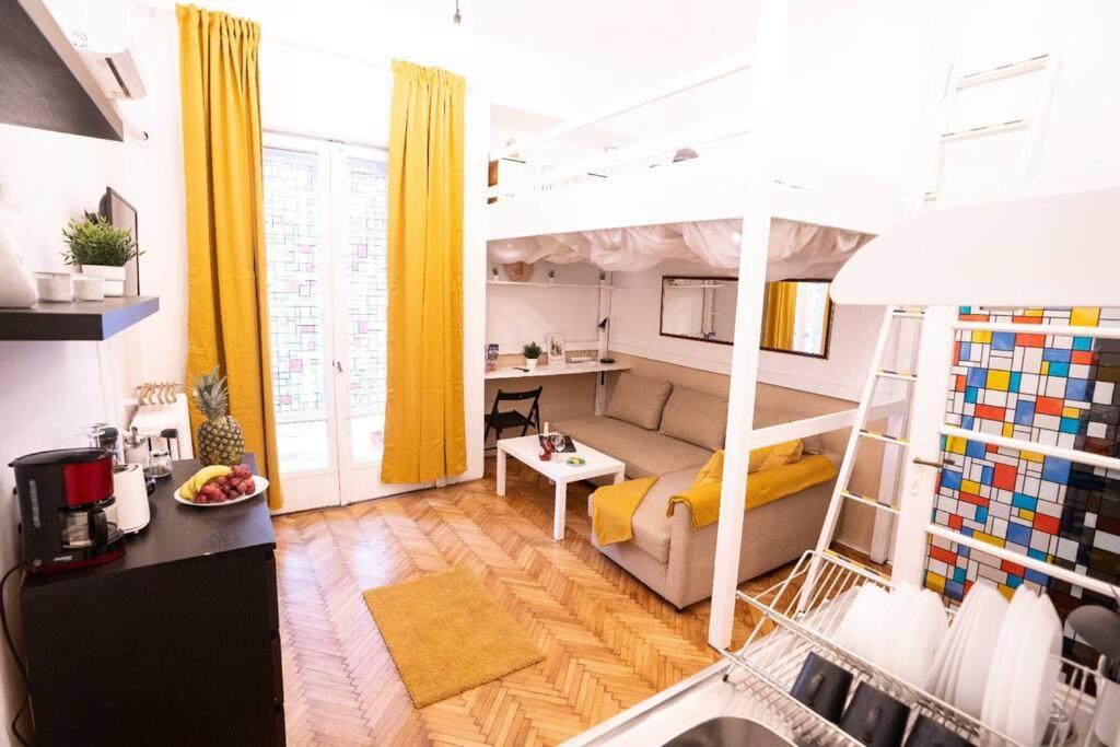 Cozy Studio Near Cismigiu Park Appartamento Bucarest Esterno foto